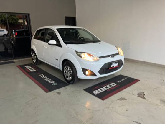 FORD FIESTA 1.6 MPI CLASS HATCH 8V FLEX 4P MANUAL